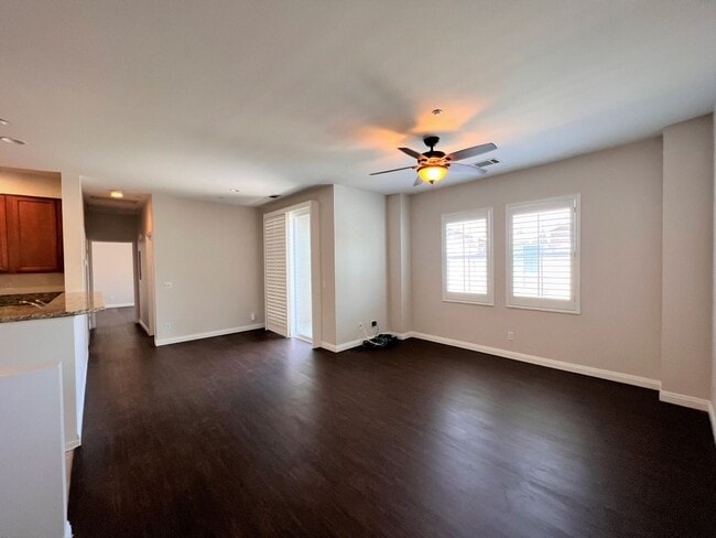 Photo - Beautiful 2 Bedrooms, 2 Baths Condominium with Attached Garage in Rancho Cucamonga.