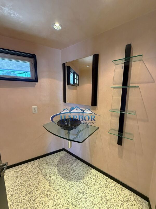 Photo - 2315 Sparta Dr