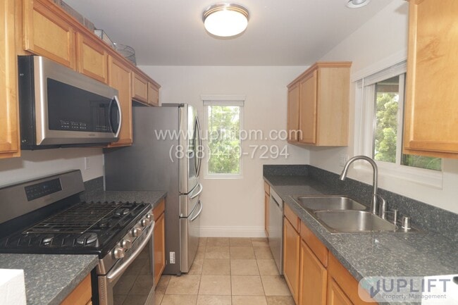 2 Bed, 2 Bath Condo with Modern Upgrades A... - 2 Bed, 2 Bath Condo with Modern Upgrades A... Unit 40