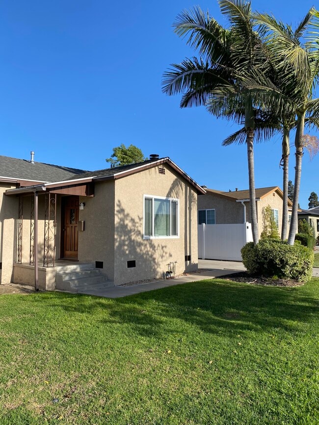 Photo - 4800 Gaviota Ave