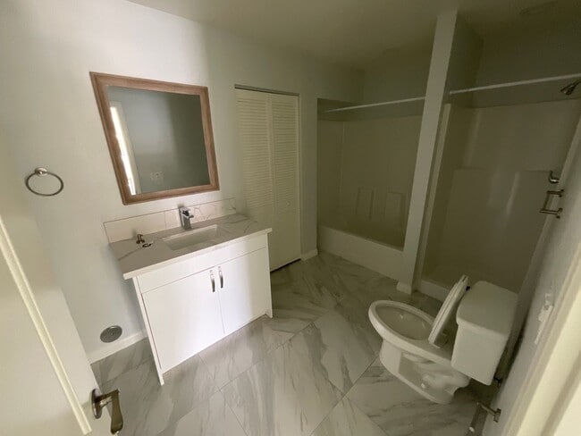 Photo - 13921 Downey Ave Unit 13921