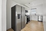 Photo - 1524 N Sycamore St Unit 3