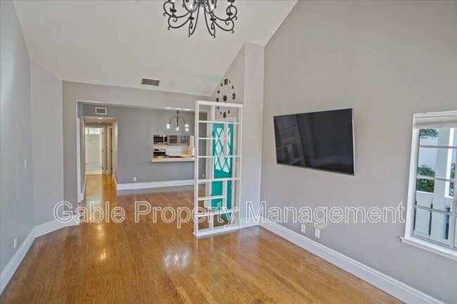 Photo - 26020 Moreno Dr