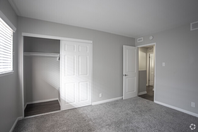 2BR, 1.5 BA-1020 SF - Wilbur Oaks Apartments