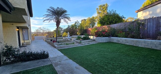 Photo - 11352 Meadow Flower Pl
