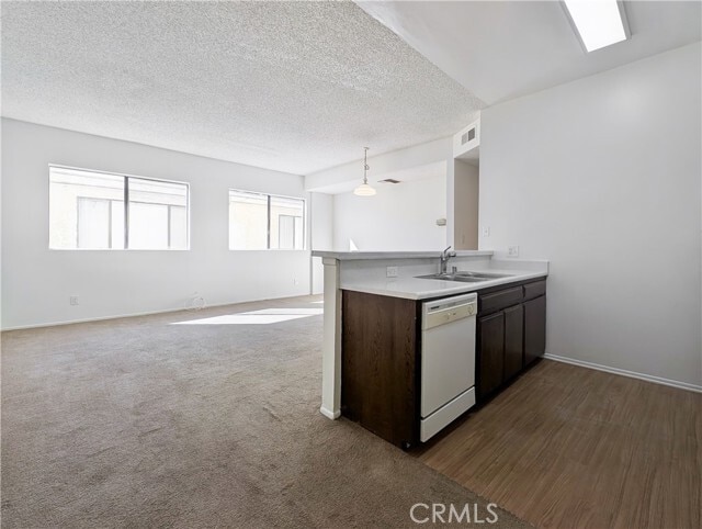 Photo - 17312 Chatsworth St Unit B