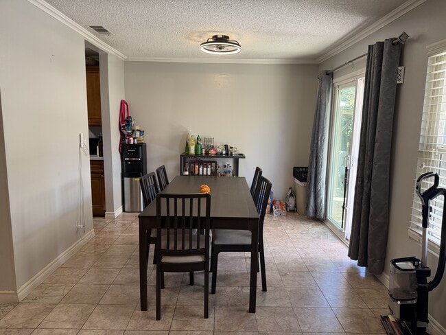 Photo - 321 Red Cedar Pl