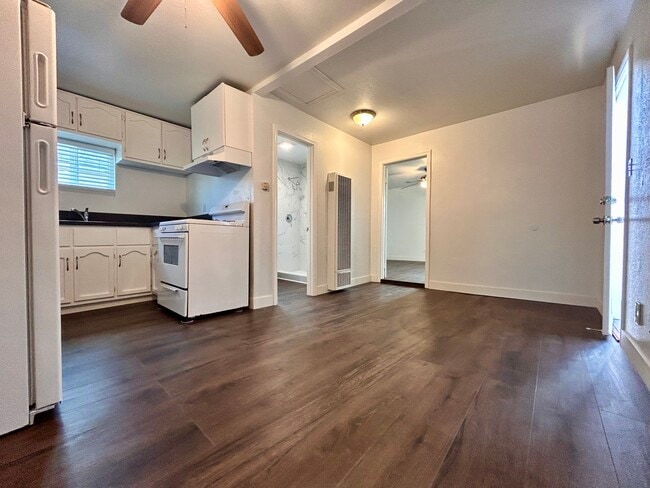 Photo - 1427 Hoover Ave