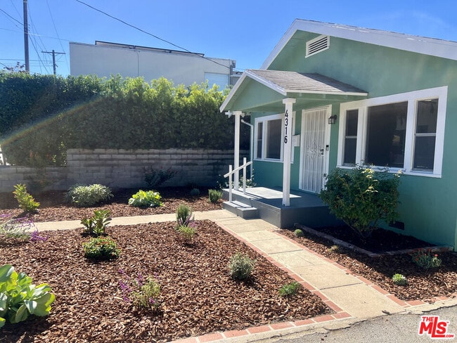 Photo - 4316 Perlita Ave