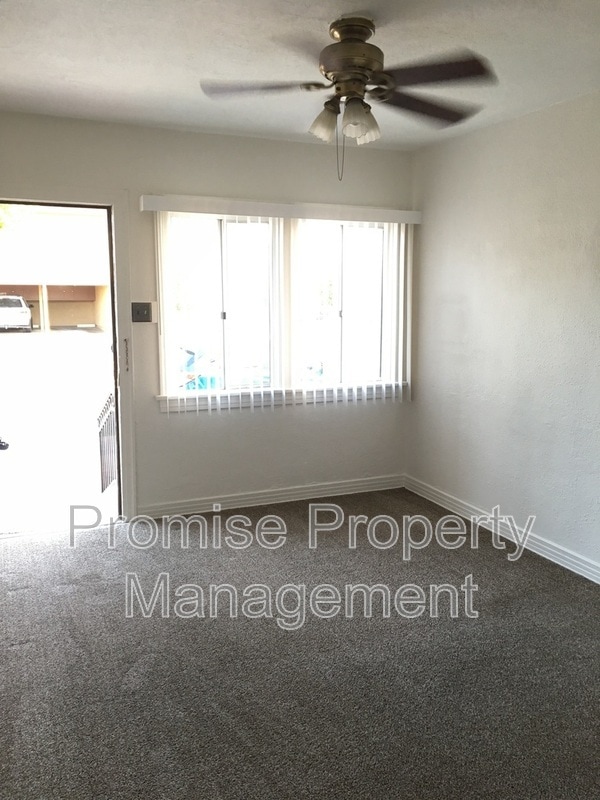 Photo - 606 Surfrider Way