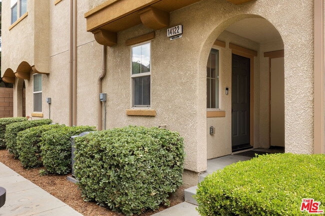 Photo - 14122 Willow Ln