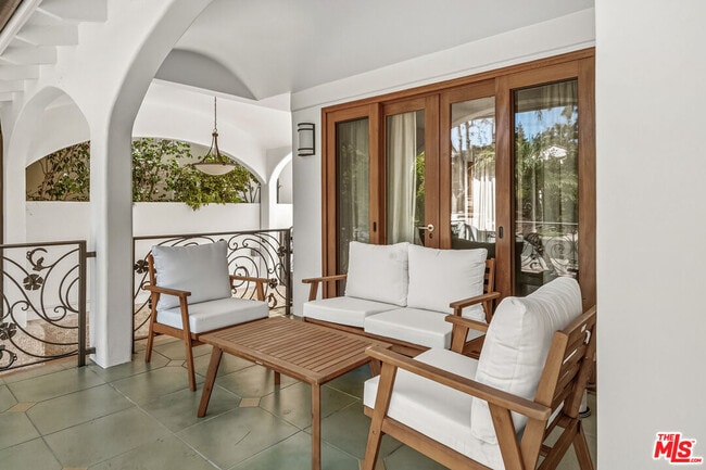 Photo - 10734 Lindbrook Dr