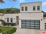 Photo - 4203 Saugus Ave