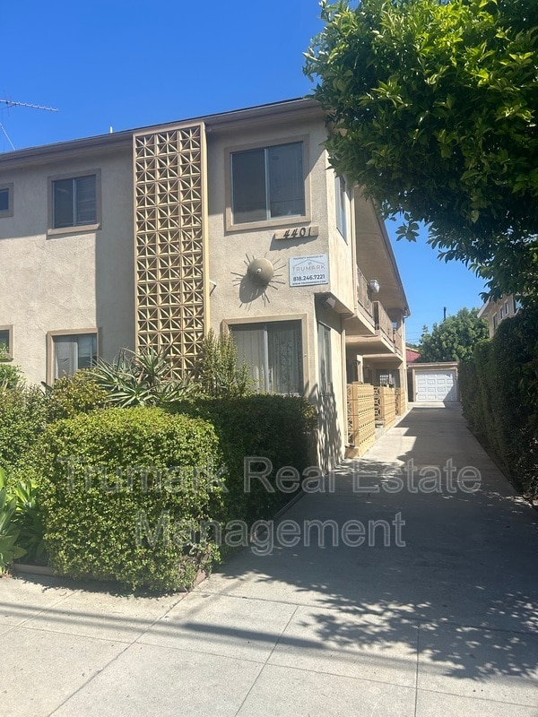 Building Photo - 4401 Clayton Ave W Unit 3