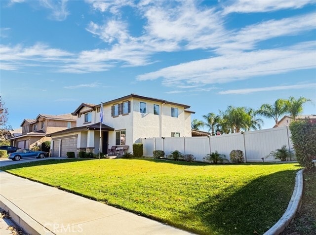 Photo - 697 Calumet Ave