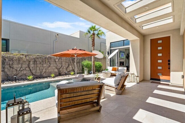 Photo - 446 Fountain Dr