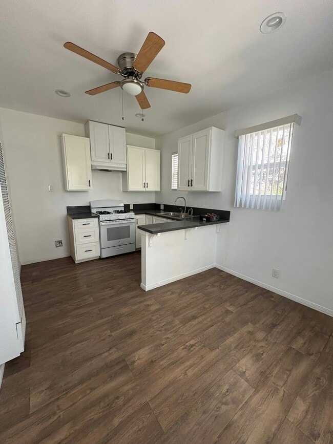 Photo - 555 N La Cadena Dr Unit 4