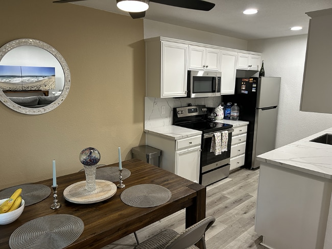 Photo - 2041 E Grand Ave Unit 53