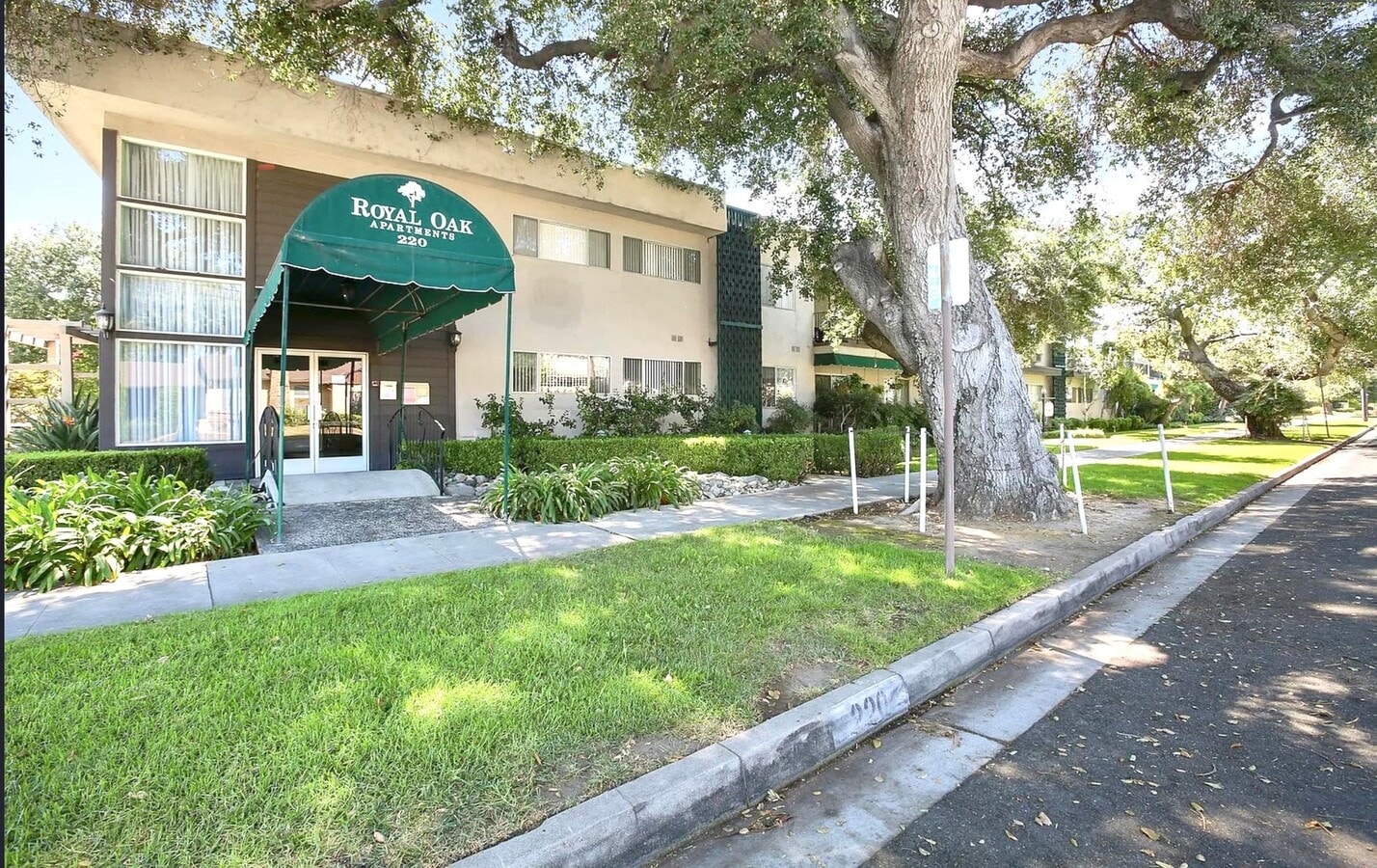 Photo - 220 E Live Oak St Unit 29