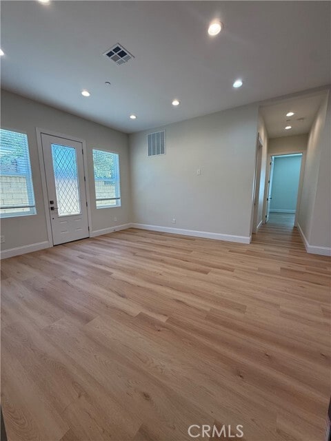 Photo - 1140 W Donington St