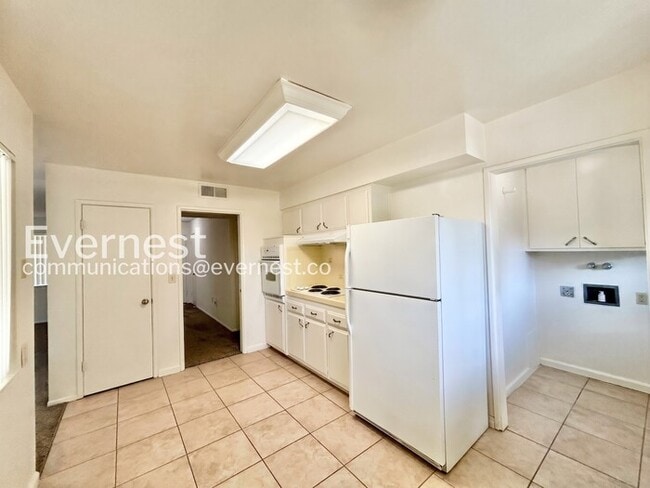 Photo - Spacious 3 Bed, 2 Bath Home with Attached Garage! / Available Now!