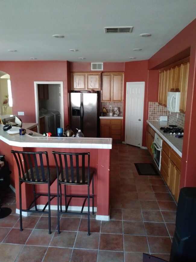 Photo - 6288 Susana St