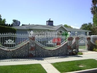 Photo - 16730 San Fernando Mission Blvd