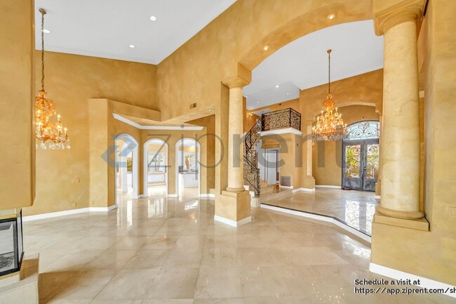 Building Photo - 20 Sierra Vista