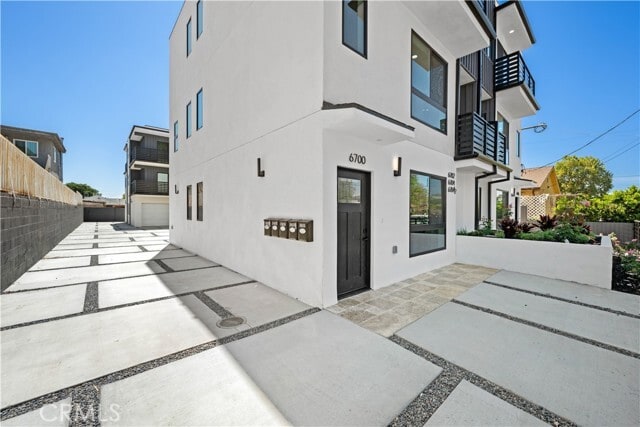 Photo - 6704 Kester Ave