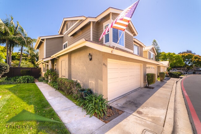 Building Photo - 2991 Lexington Cir