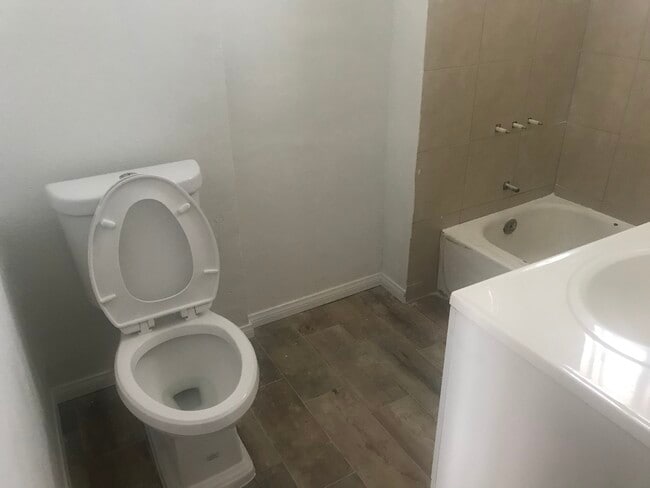 Restroom - 1118 N Norman Ct Unit 1
