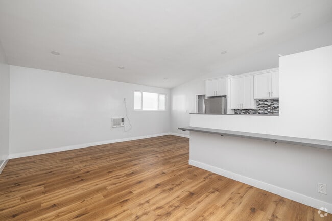 2BR, 1BA - 850SF - Living Room - 10202-10206 S 10th Ave, LLC