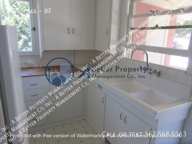 Photo - 230 Loma-#F Unit #F