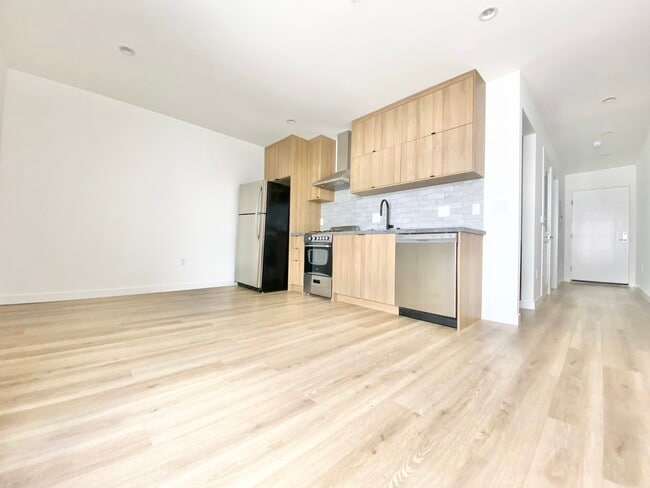 Building Photo - 233 Rosemont Ave Unit 9 Rental