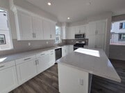 Photo - 2137 Cumberland