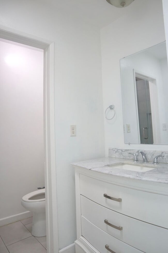 Photo - Bachelor Studio in Heart of Koreatown! Unit 309