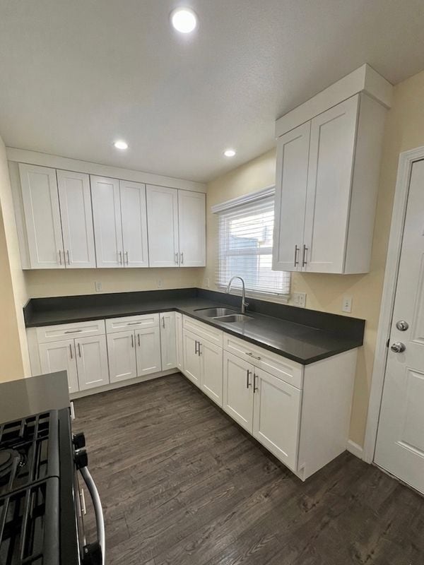 Photo - 429 E Cedar Ave