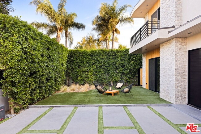 Photo - 425 N Alfred St