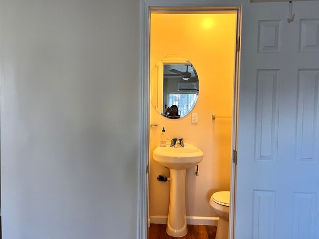 Photo - 1404 Dawley Ave Unit Remodeled ADU