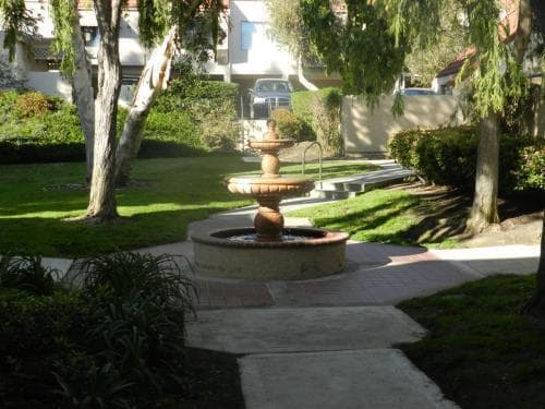 Photo - BEAUTIFULLY UPGRADED 1 STORY CONDO