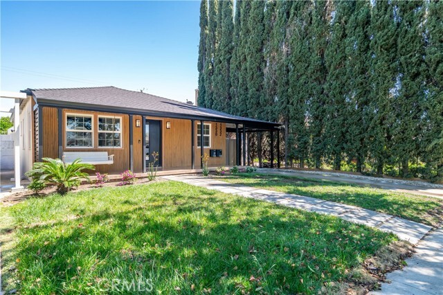 Photo - 1330 N Lincoln St House
