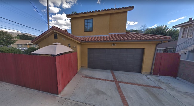 Photo - 2040 Glenwood Rd