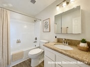 Photo - 1725 Grismer Ave Unit 110