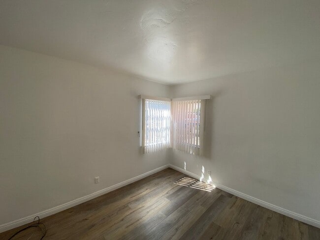Photo - 4080-4084 Leimert Blvd (On sale) Unit 4084