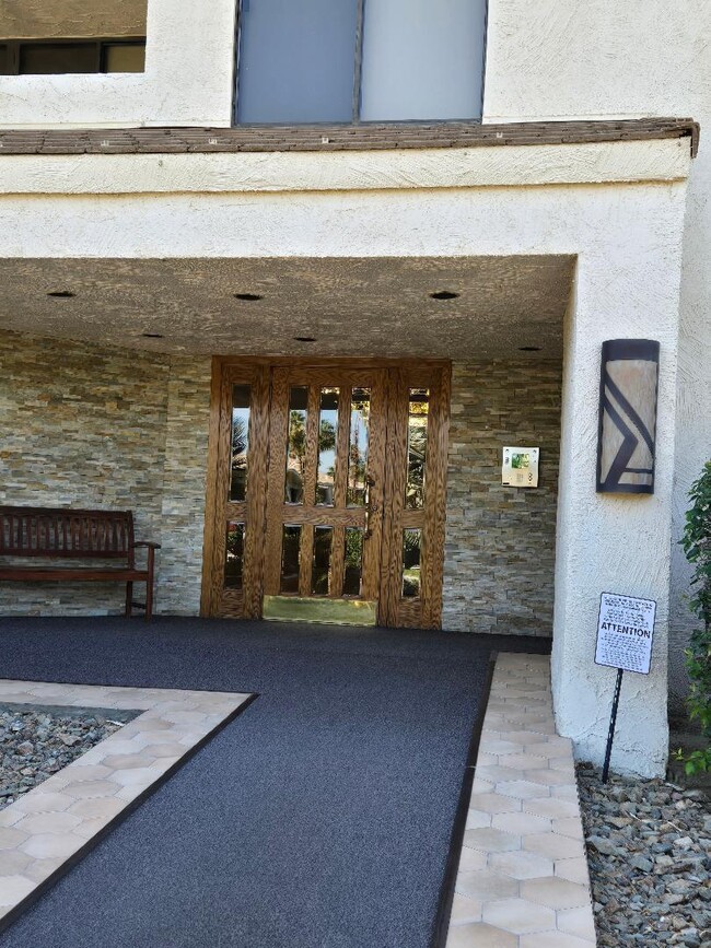 Photo - 910 Island Dr Unit 112