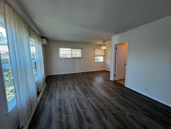 Photo - 2 Bedroom 1 Bath Apartment for Rent in Arcadia with New Ductless A/C