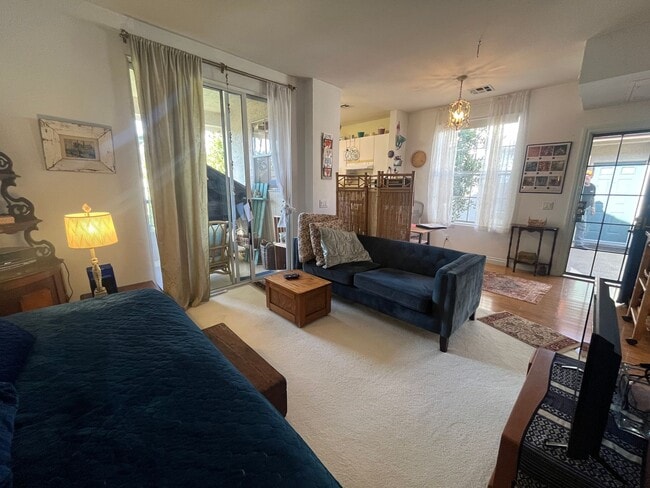 Photo - Stylish Second-Floor Condo in Sabre Springs – San Diego