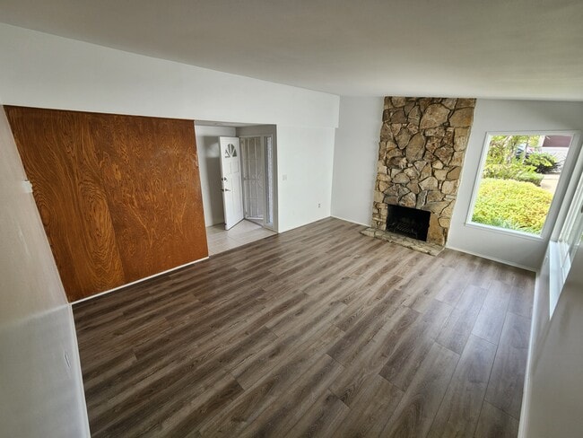 Photo - 702 N Paulina Ave Unit A