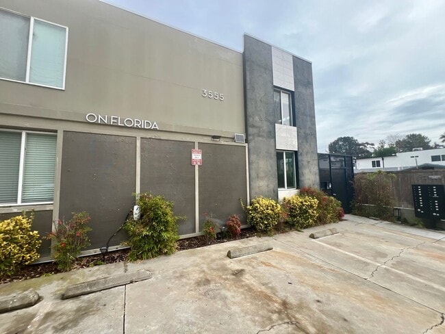 Building Photo - Beautiful 2 Bed / 2 Bath Condo in Prime Hillcrest Location – Near Balboa Park Unit A