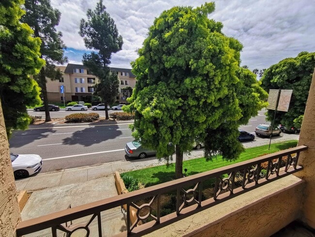 Photo - 1 Bed Room 1 BATH NEAR UCSD